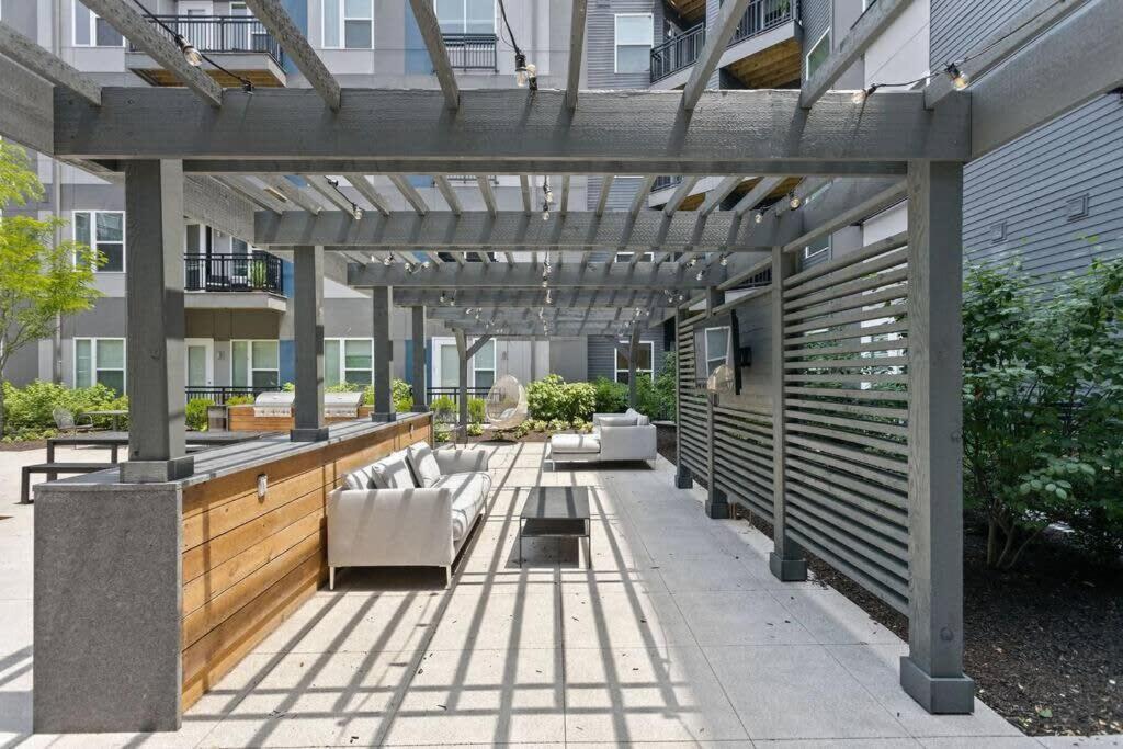 Dream Apartment Near Whole Foods Cozysuites Индианаполис Экстерьер фото